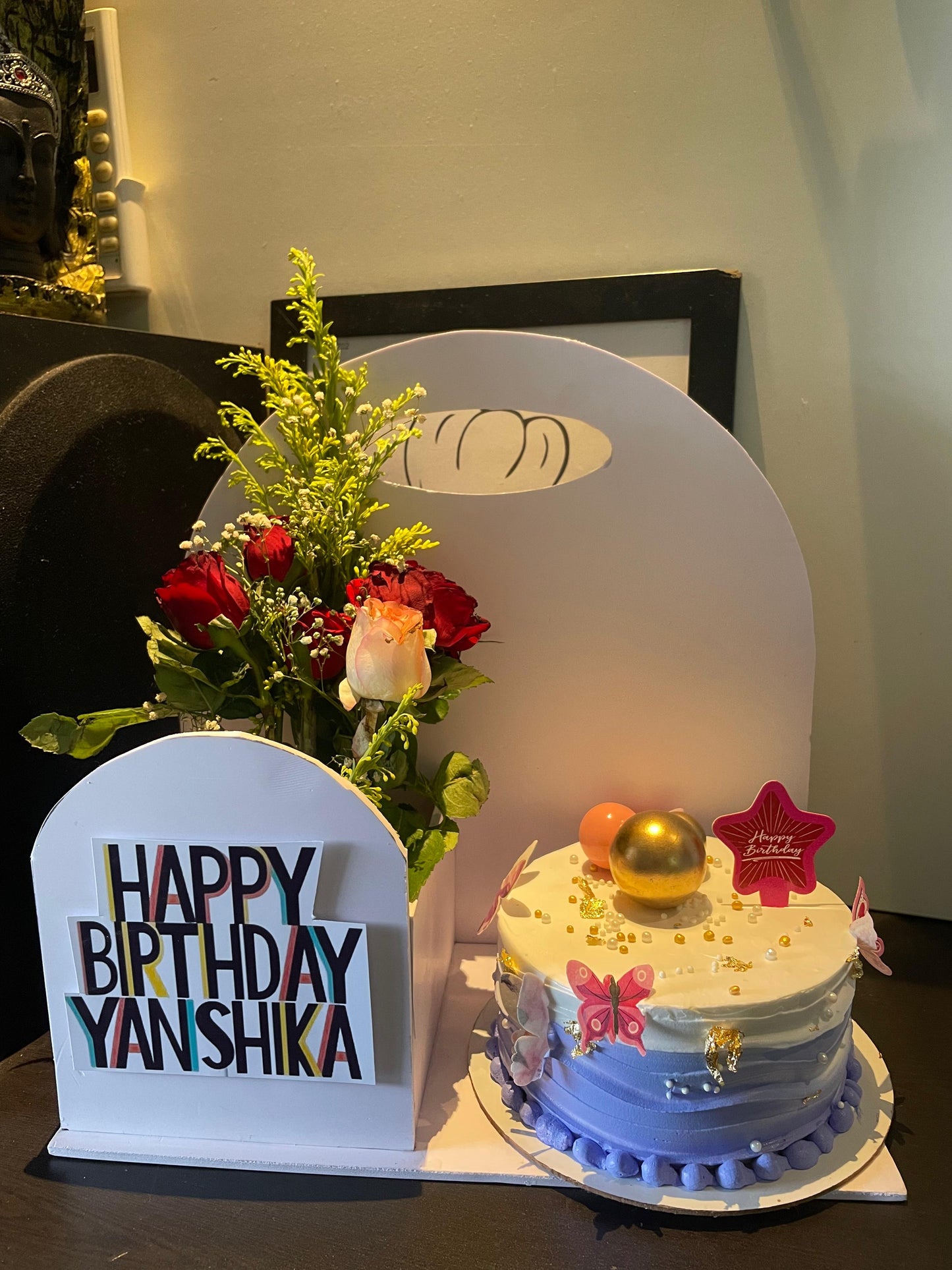 Viral Cake Hamper